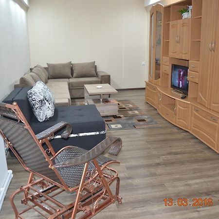 Apartment On Ikalto 8 Tiflis Exterior foto